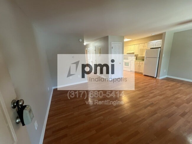 Building Photo - 1688 Hannibal St