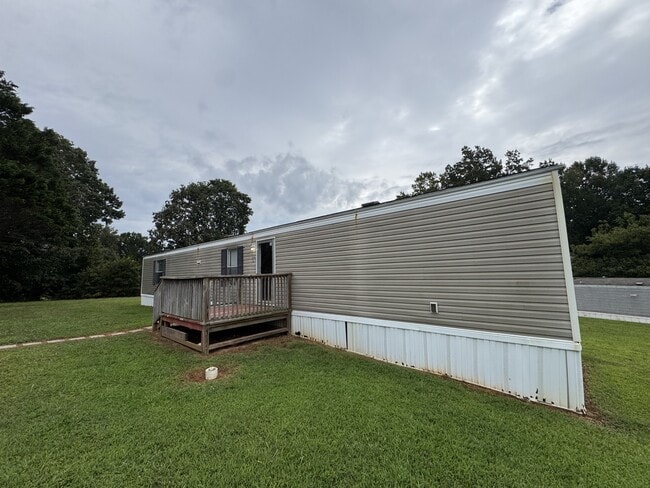 Primary Photo - 330 Gaither Rd