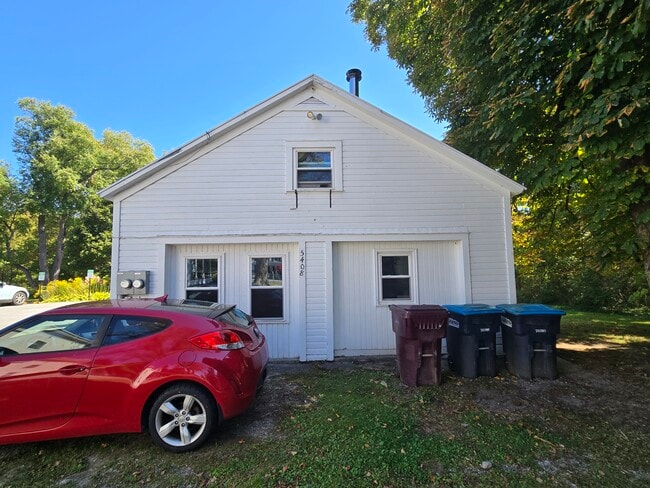 Building Photo - 5408 Main St