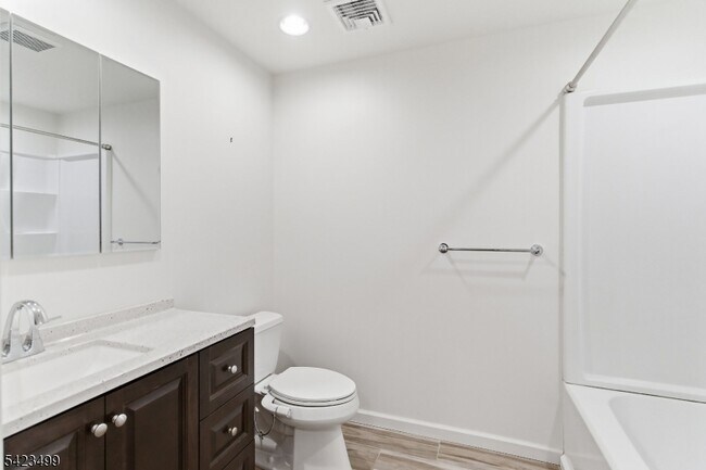 Building Photo - 62 Magellan Way