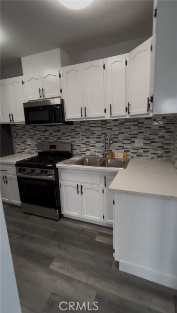 Building Photo - 1032 Normandie Ave