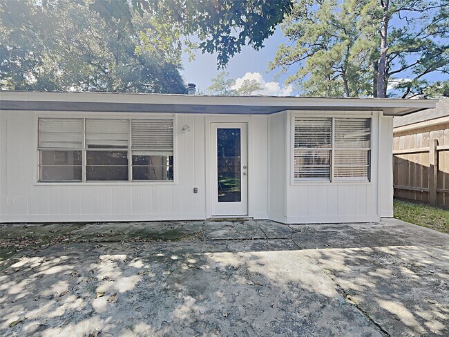 Building Photo - 22506 Colonialgate Dr