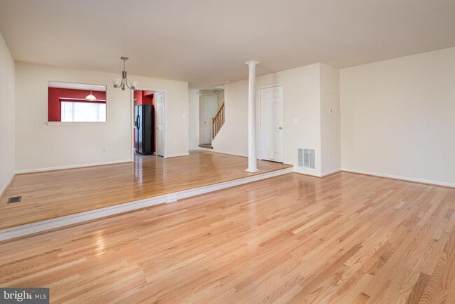 Building Photo - 6892 Kerrywood Cir