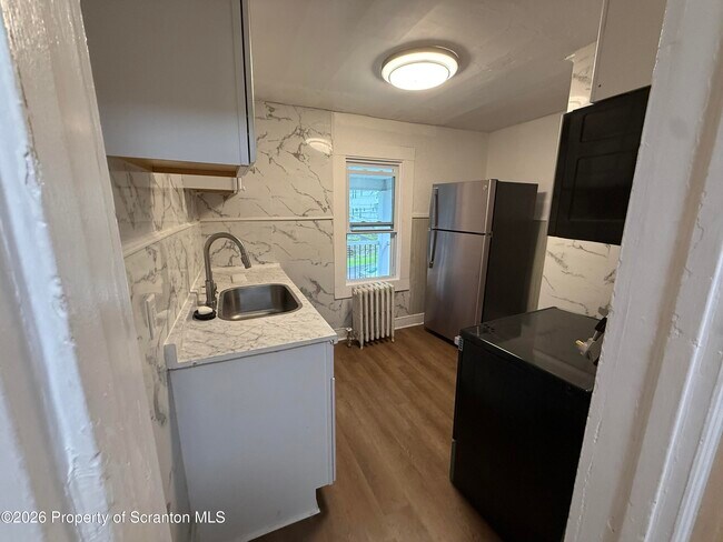 Building Photo - 1008 Fisk St