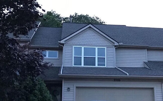 Primary Photo - 3520 Meadow grove Trail Beautiful 2 Bedroo...