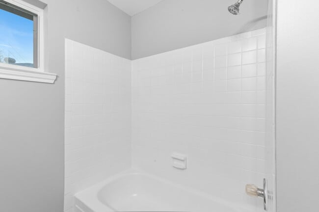 Building Photo - 10922 Village Trail Dr