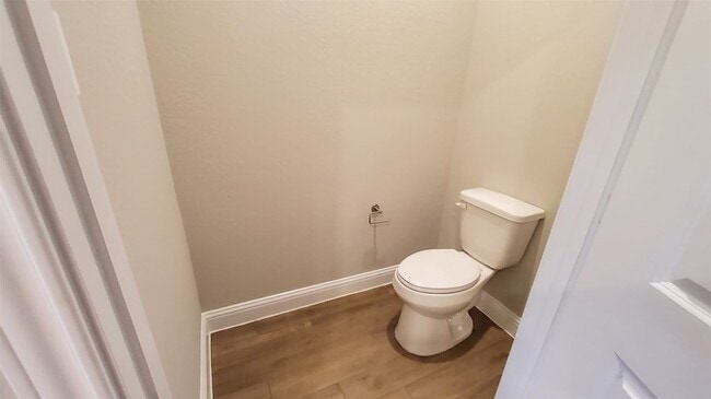 Building Photo - 2106 Grapewood Ln