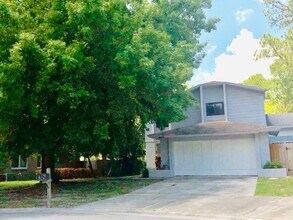 Building Photo - MOVE IN MARCH! 2 Story-Spacious 3 beds 2.5 bath townhouse with attached 2 car garage!!