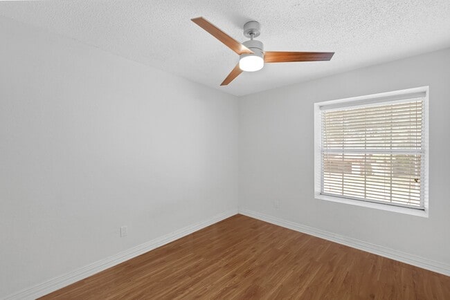 Building Photo - 5134 Smokey River Dr