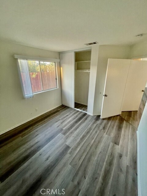 Building Photo - 79400 Ave 42