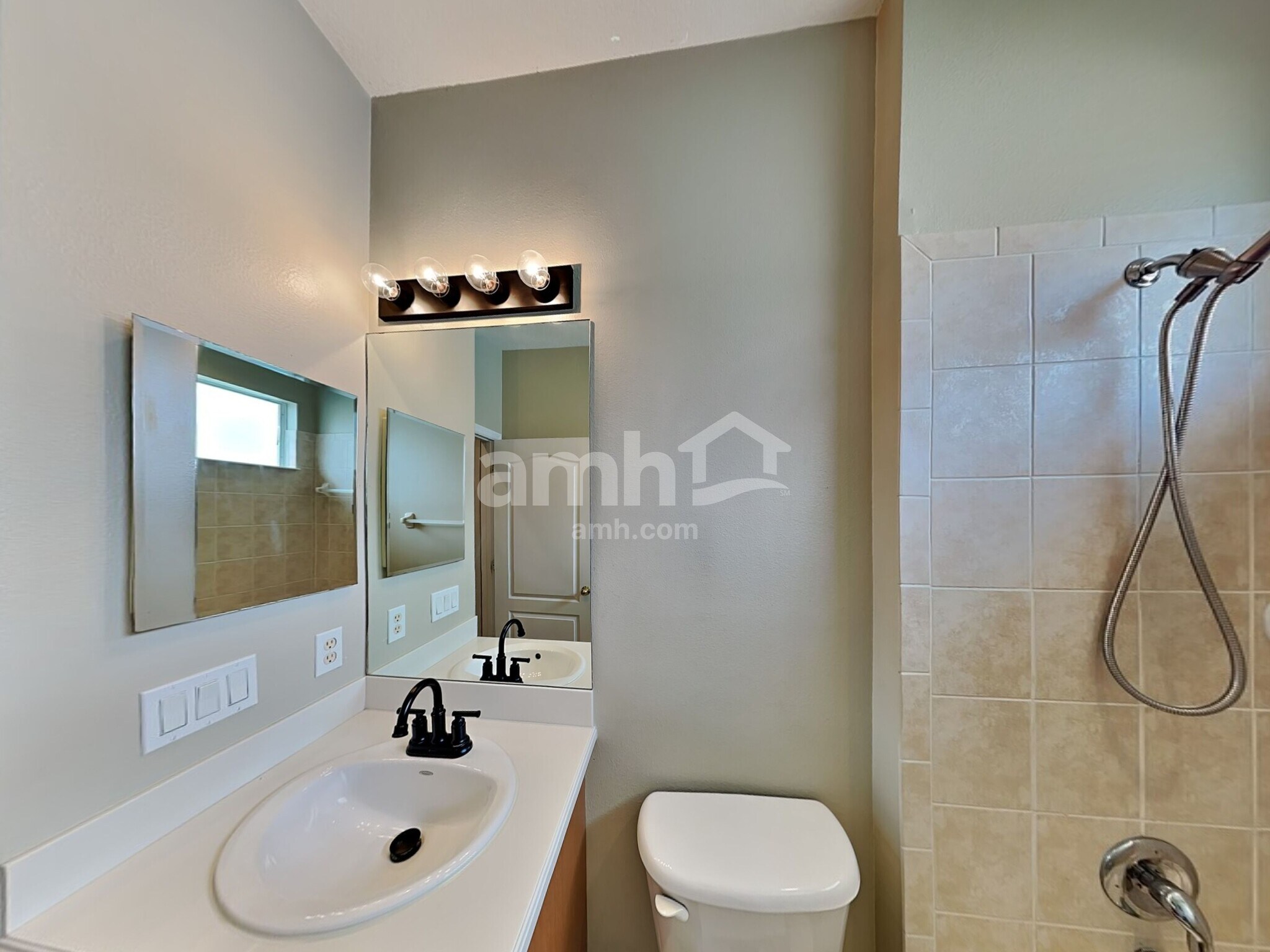 Building Photo - 2311 124th Dr E