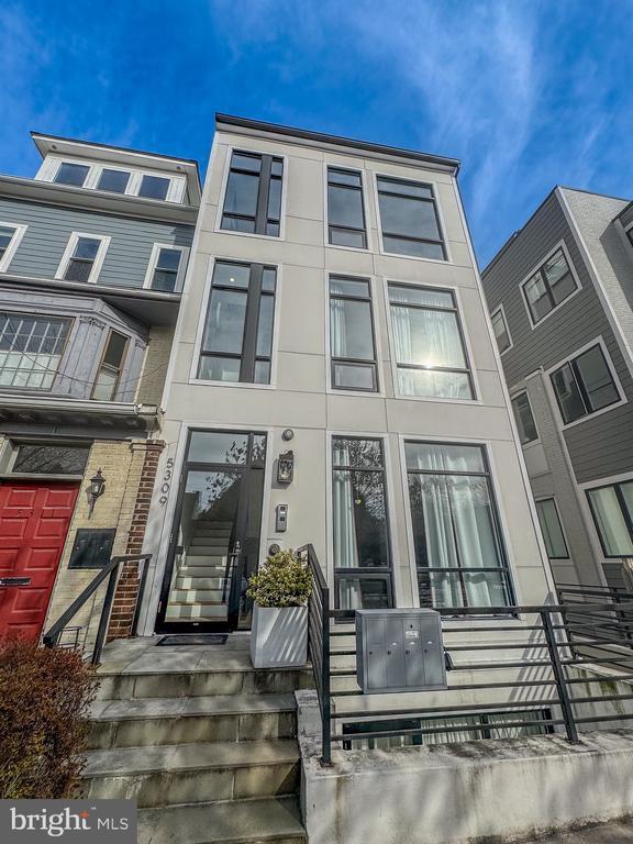 Building Photo - 5309 Connecticut Ave NW
