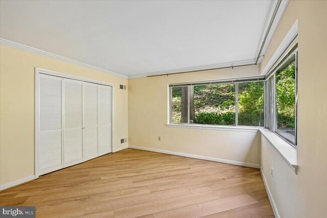 Building Photo - 5011 Sentinel Dr