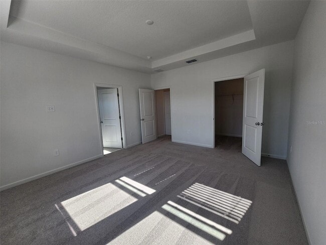 Building Photo - 2724 Skyline Lp