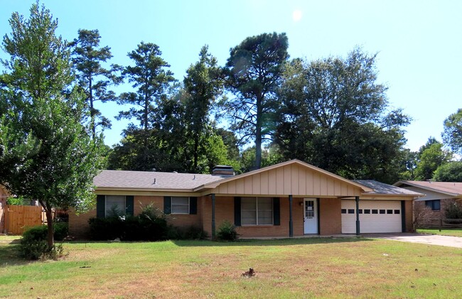 Primary Photo - Updated 3 Bedroom, 2 Bath Home Near UT Tyler