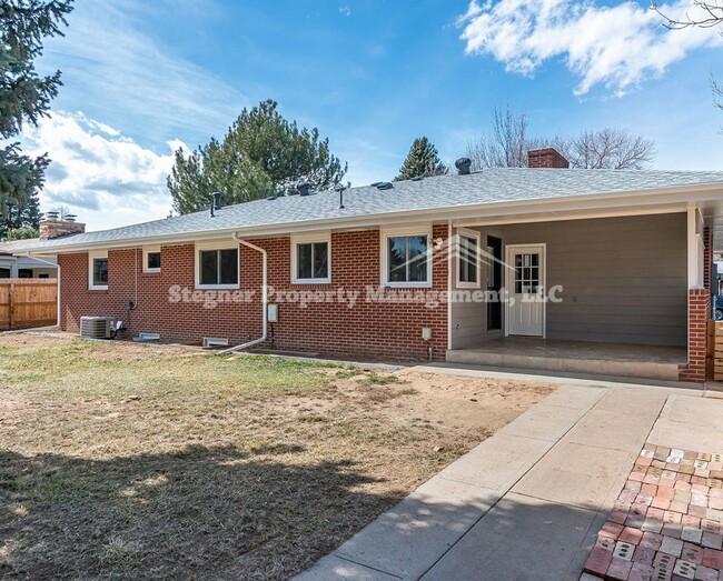 Building Photo - Beautiful Fully Renovated Home