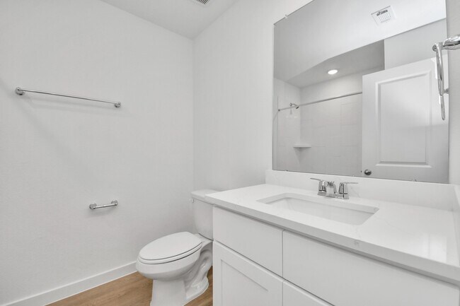 Building Photo - 1414 Splashing Wave Dr