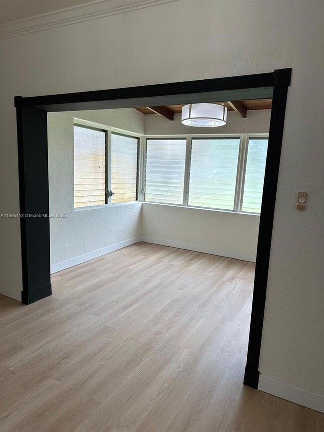 Building Photo - 3 bedroom in North Miami FL 33161