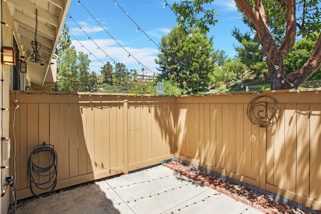 Building Photo - Portola Hills Bella Palermo - GORGEOUS 3 B...