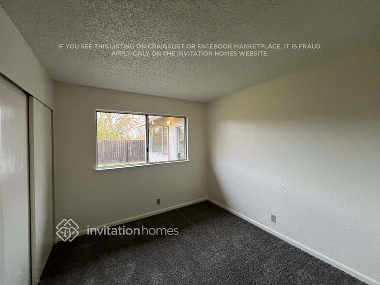 Building Photo - 7905 Wintergreen Dr