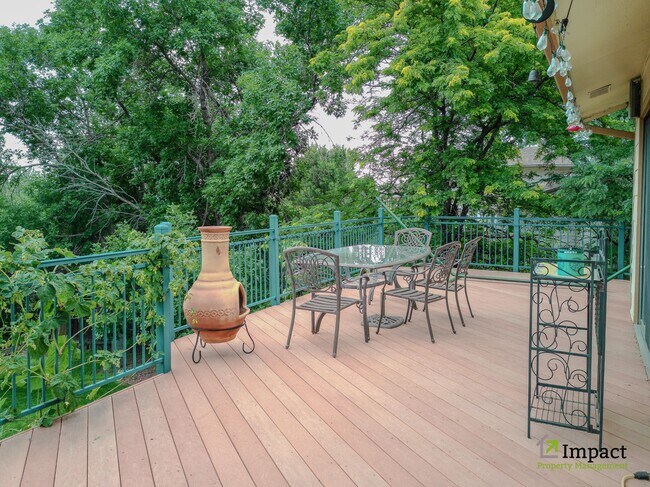 Building Photo - 5005 Sunbird Cliffs Dr