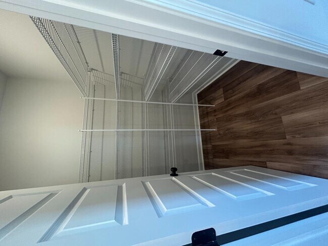 Building Photo - 177 Indigo Pl