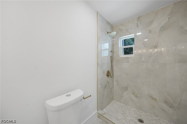 Building Photo - 27381 Voyageur Dr