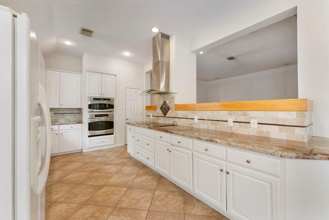 Building Photo - 55 N Crossed Birch Pl