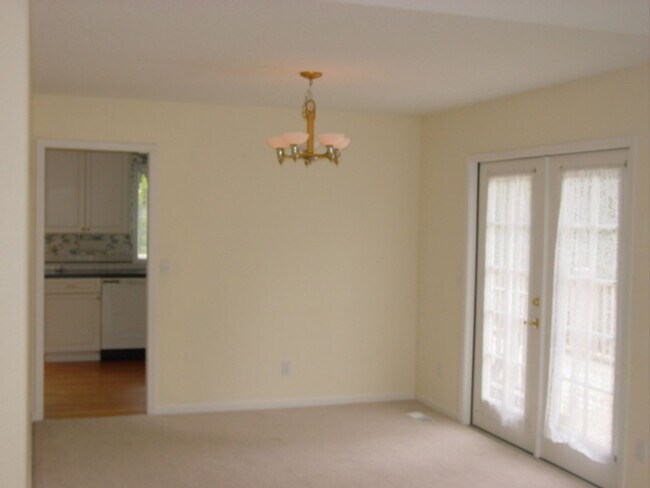 Building Photo - COOPER MOUNTAIN AMAZING VIEW