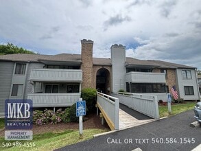 Building Photo - 2527 Gatehouse Ln