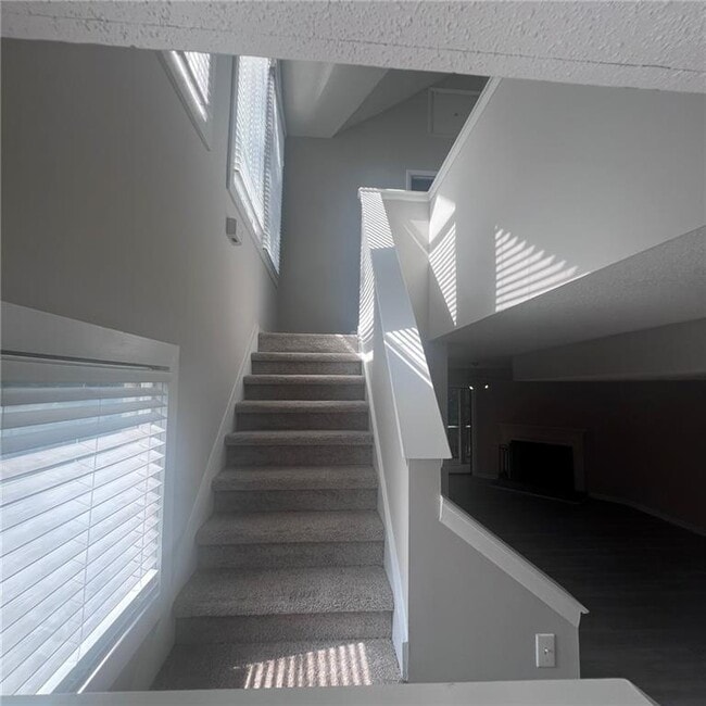 Building Photo - 3045 Steeplechase Dr