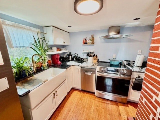 Building Photo - 14 Amity St