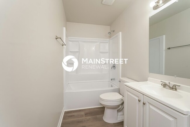 Building Photo - 326 Mountview Dr
