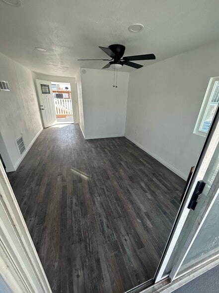 Building Photo - 1815 Harding St