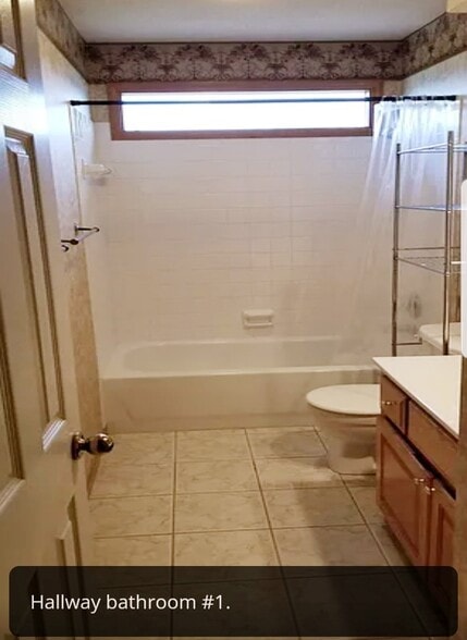 2nd level bathroom - 21506 W 53rd Terrace