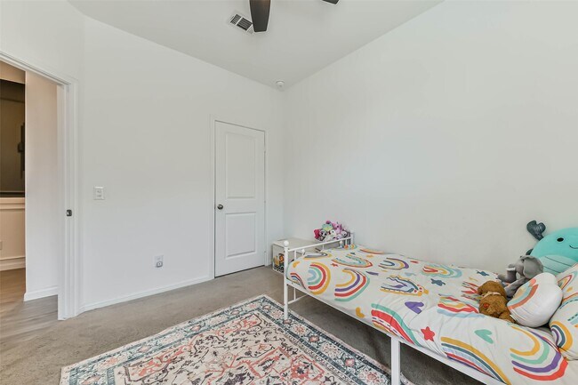 Building Photo - 339 Friesian Ct