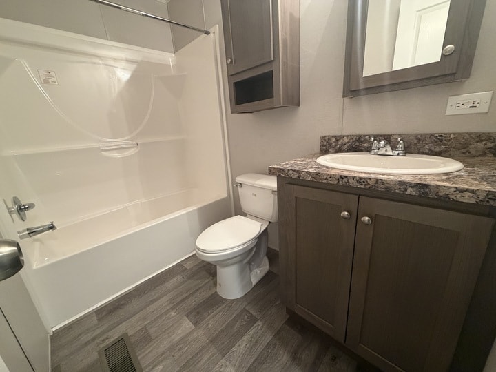 Building Photo - 38124 Ducharme Dr