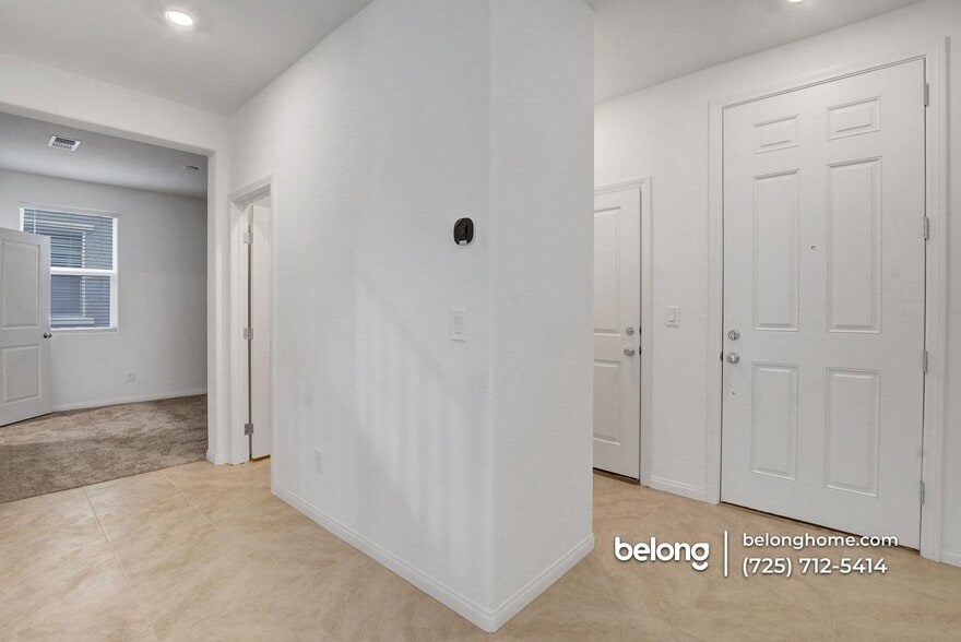 Building Photo - 4109 Nopal Serrano Ave