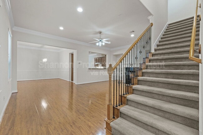 Building Photo - 2919 Royal Oaks Grove