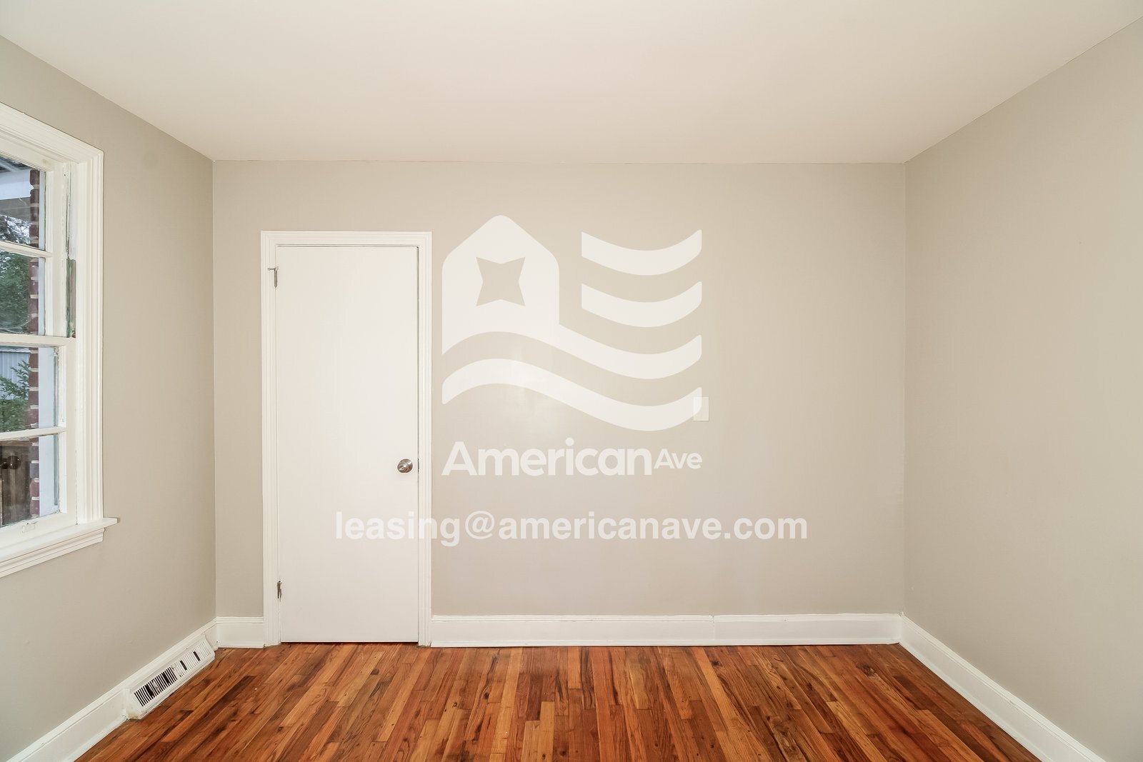 Building Photo - 5120 Floran St
