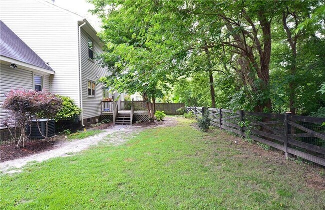 Building Photo - Close to Naval Base NOB!