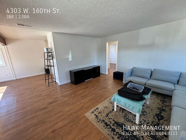 Building Photo - 4303 160th St