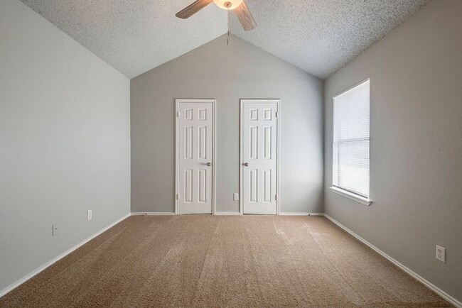 Building Photo - Kick it in Keller in this 2 story Townhome!