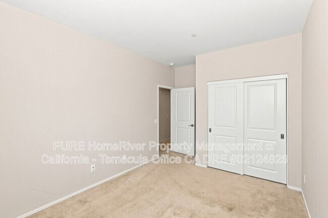Building Photo - 45576 Calle Luna