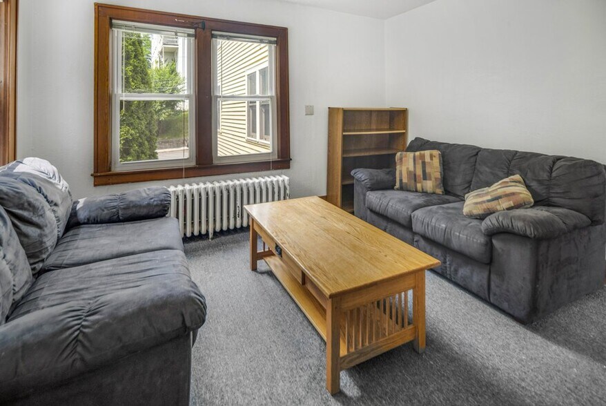 Building Photo - 305 Dryden Rd