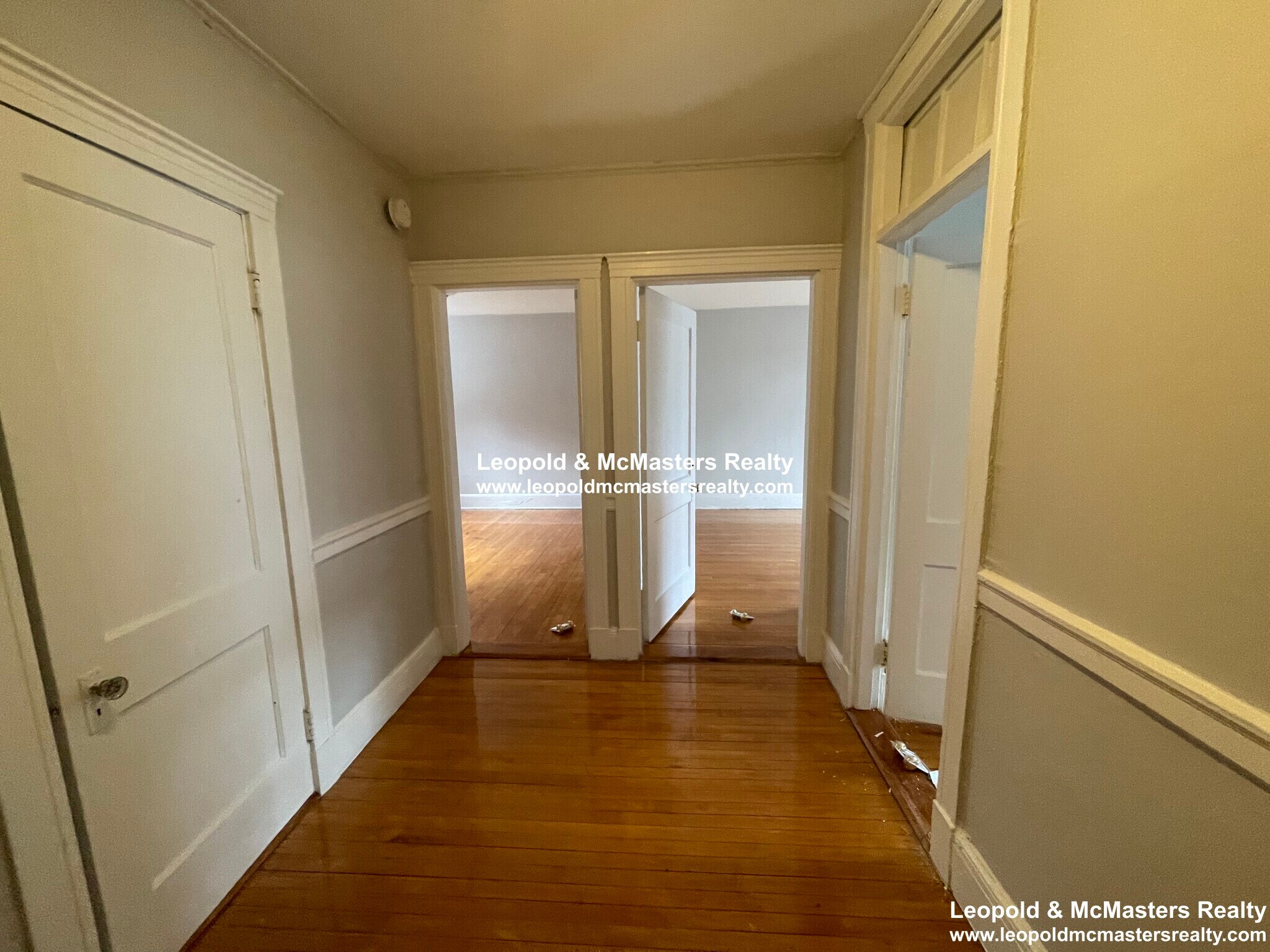 Building Photo - 142 Davis Ave