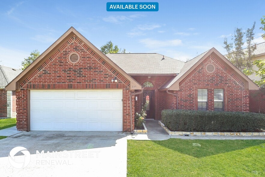 Primary Photo - 335 Trout St