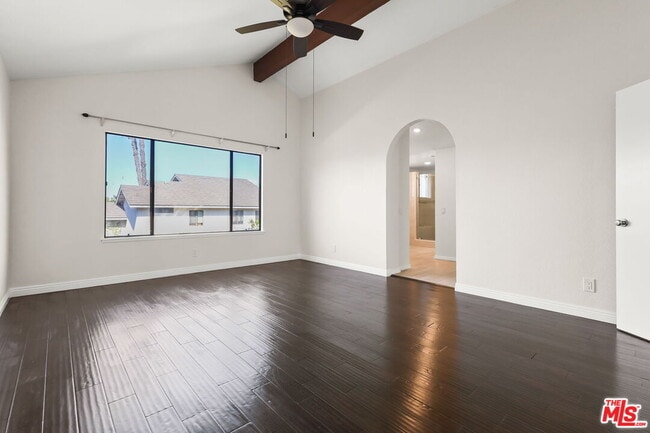 Building Photo - 6501 Bradley Pl