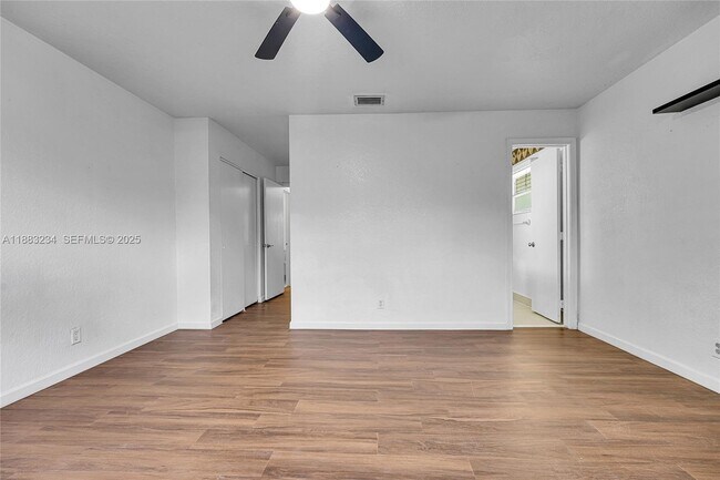 Building Photo - 9158 NW 40th St