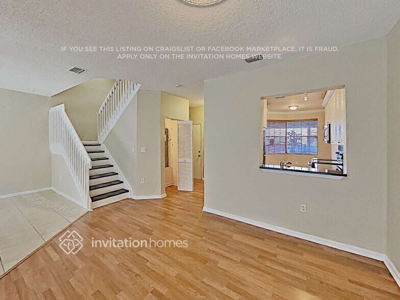 Building Photo - 20971 Vía Oleander